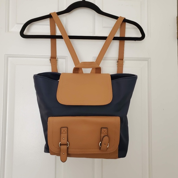 NWOT Van Heusen backpack faux leather blue and tan strappy pouch and zipper - Picture 1 of 11